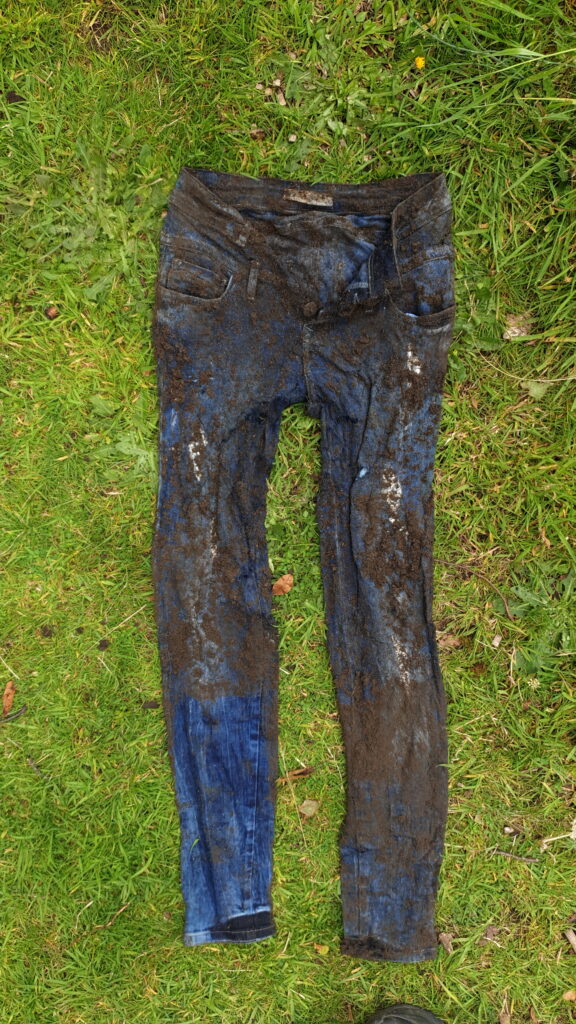 Eine schmutzige Hose